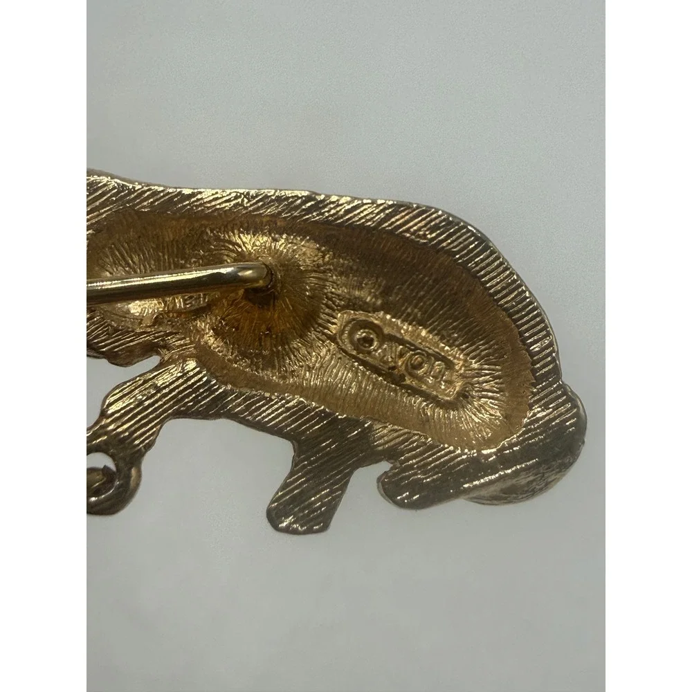 Vintage Avon Gold Tone Cat and Kitten with Yarn Ball Chain Brooch Pin